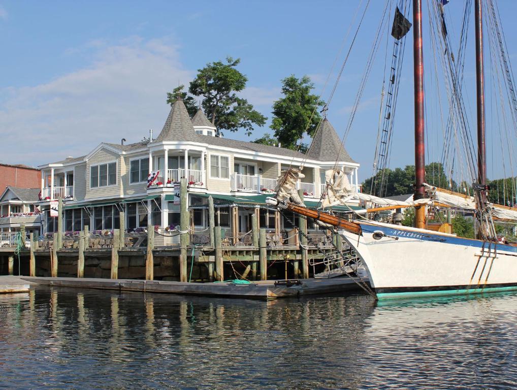 Grand Harbor Inn Camden Exterior foto